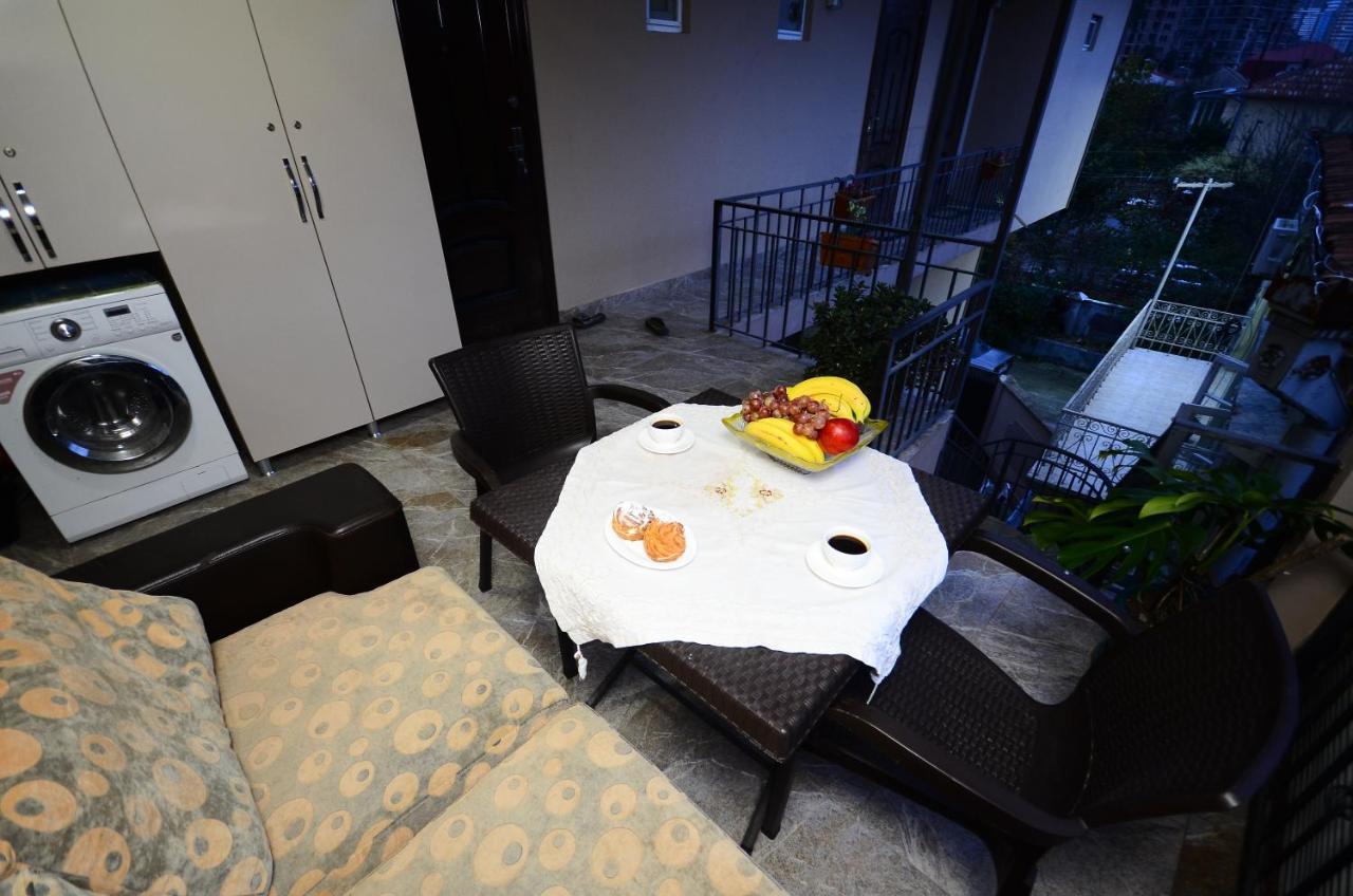 Aparthotel My Home Batumi Luaran gambar