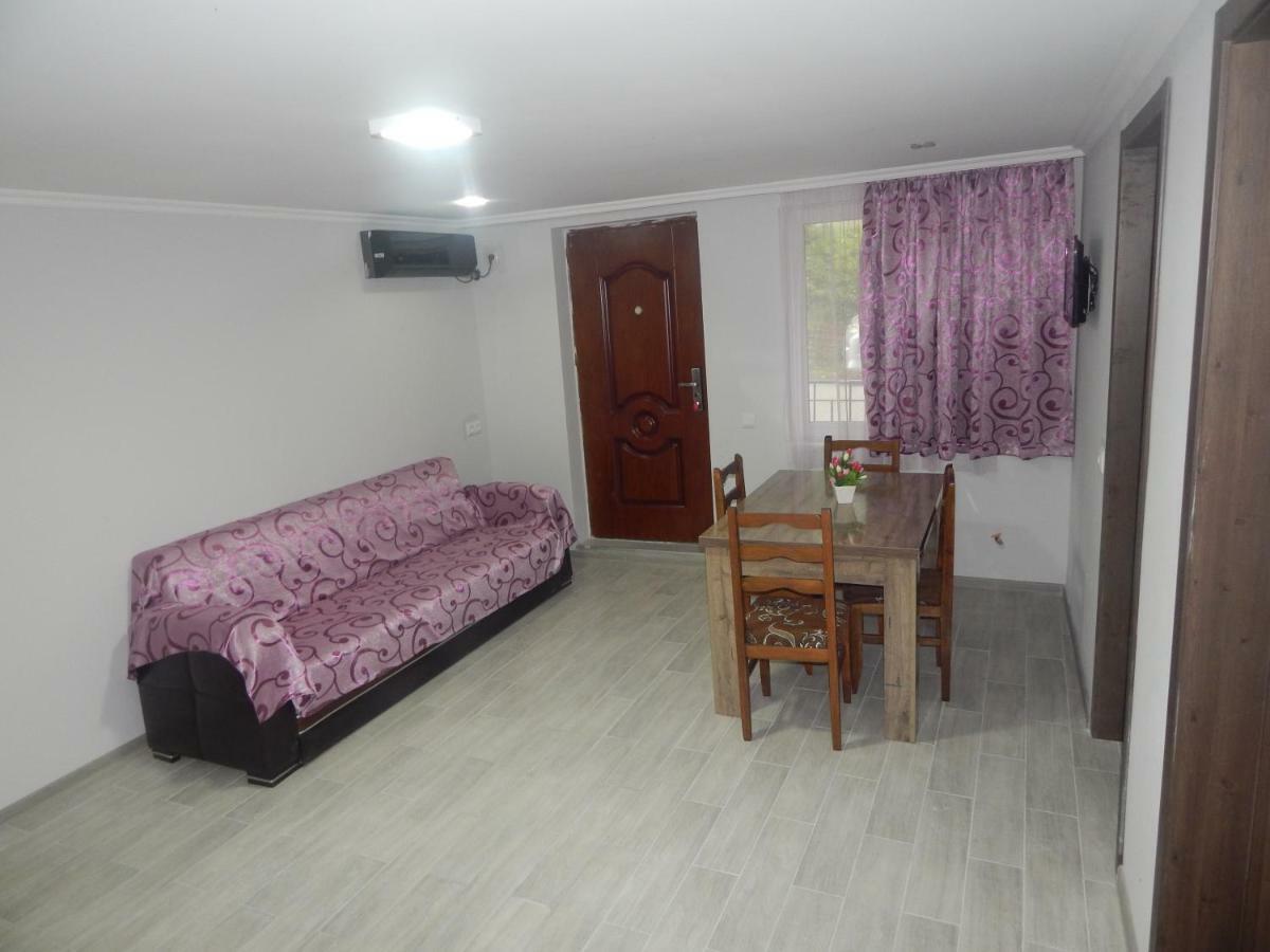 Aparthotel My Home Batumi Luaran gambar
